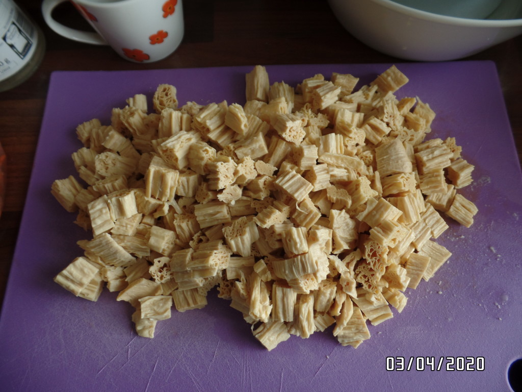 pokrojona skórka tofu